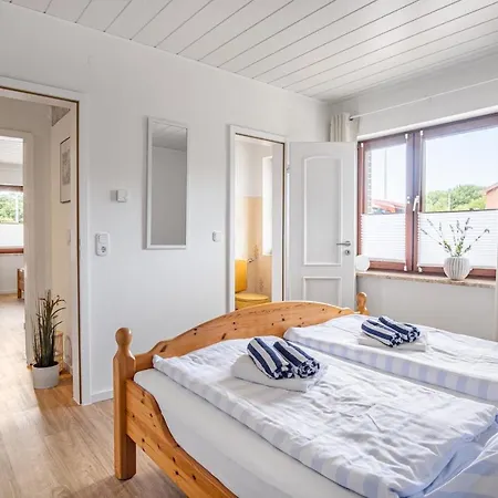 Sky & Sand Spo Strandbude I 8 Betten, 3 Baeder, Terrasse, Strandnah, Direkt Am Leuchtturm *